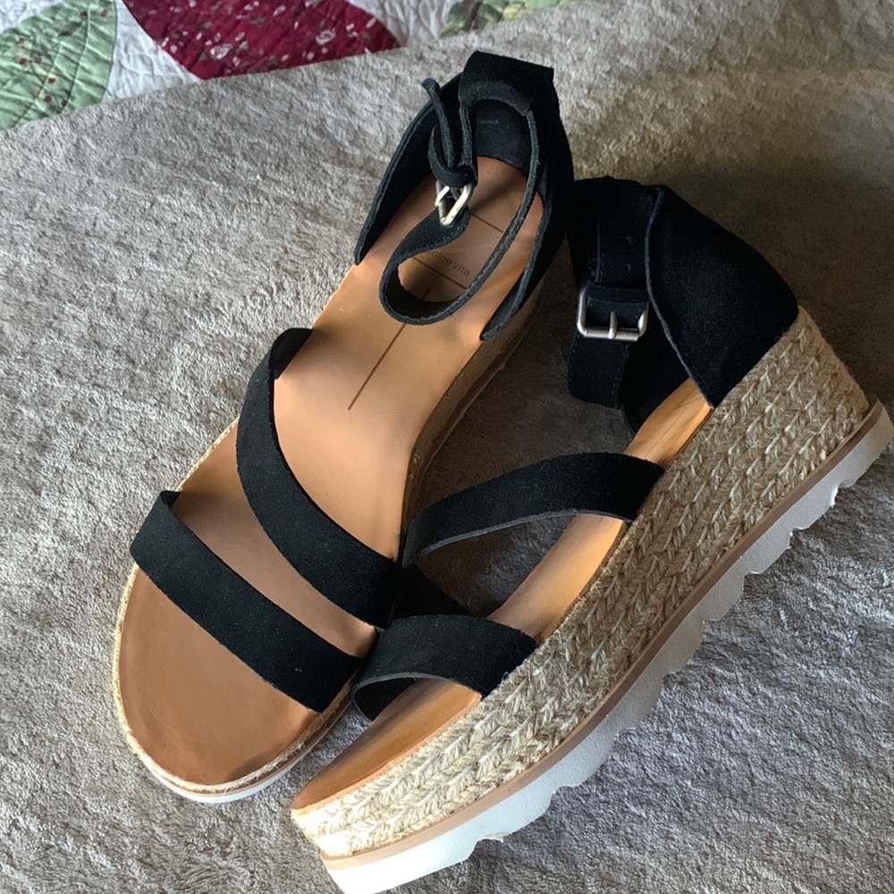 NWOT Dolce Vita Women’s Platform Sandal Black Strap Size 10